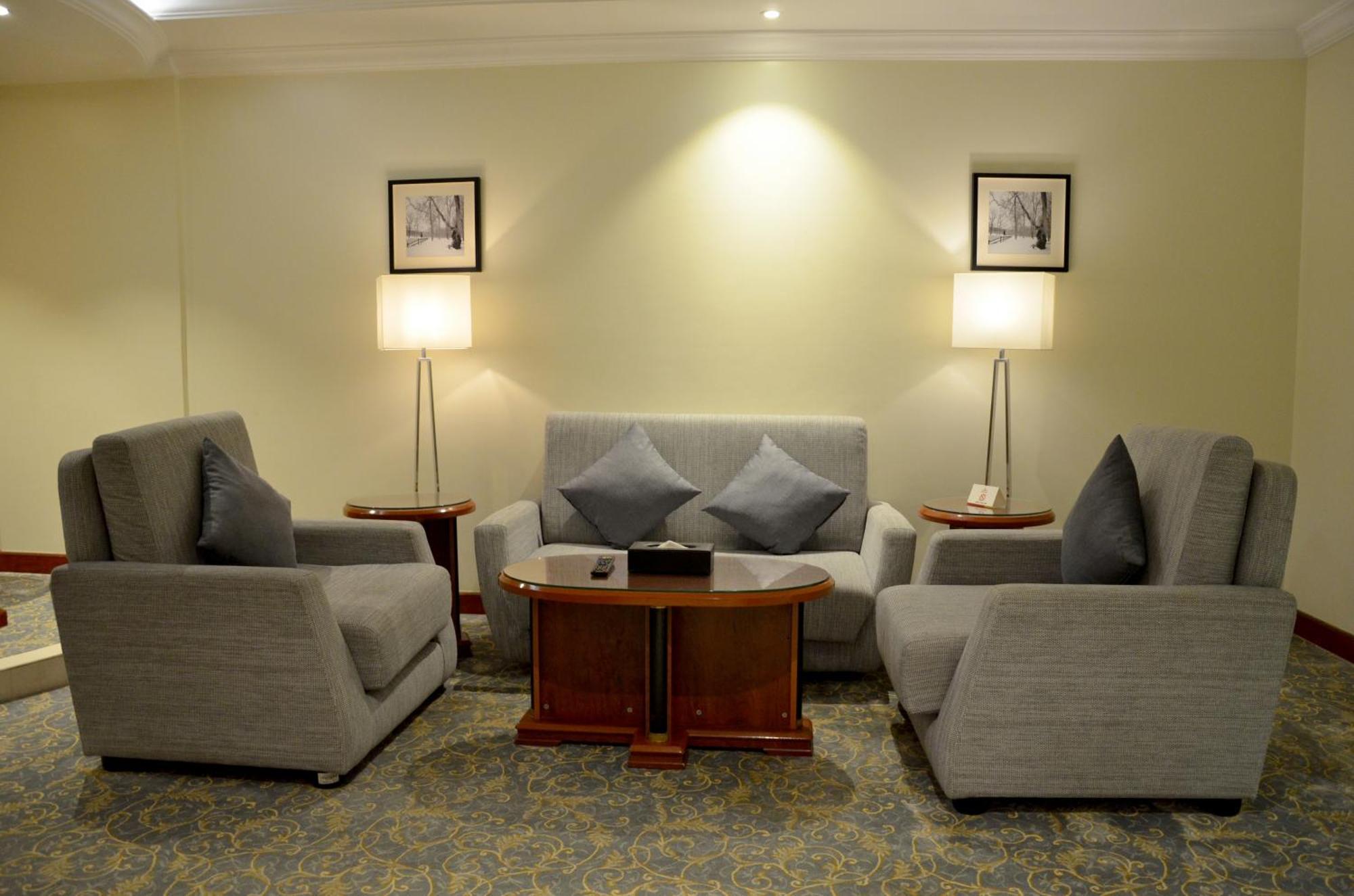 Crown Tower Hotel Al Al Jubail Exterior foto