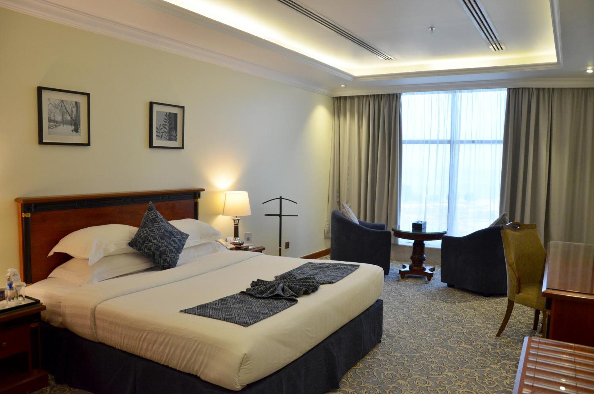 Crown Tower Hotel Al Al Jubail Exterior foto